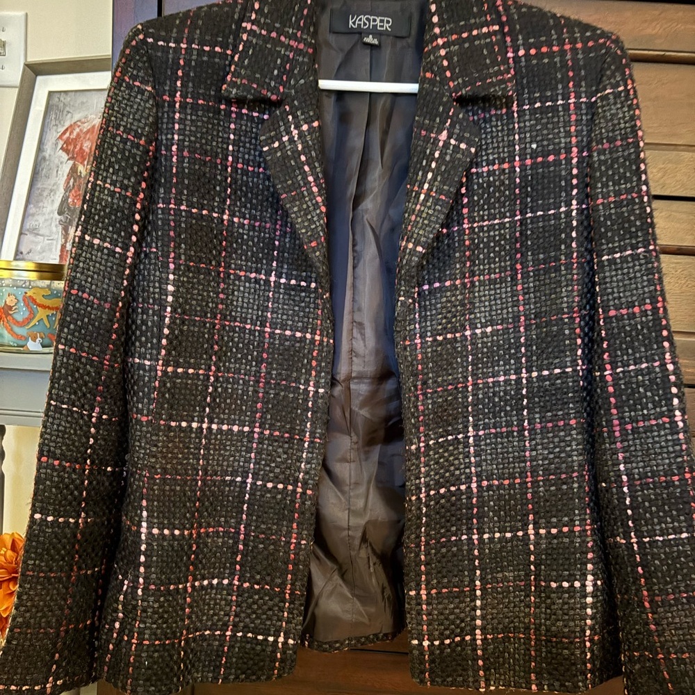 Kasper Women's Black, Gray and Pink Plaid Blazer